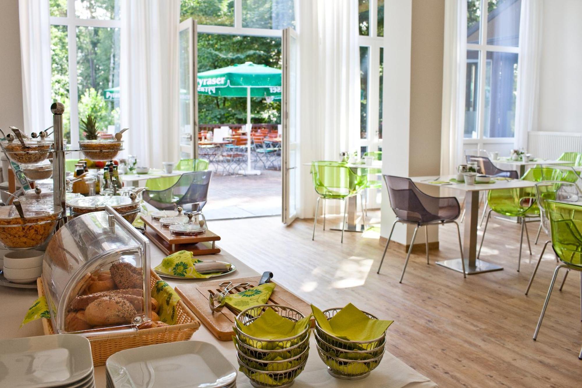 Hotel Restaurant Anders Schwarzenbruck Exteriör bild